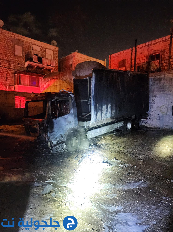 اخماد حريق شب في شاحنة في حيفا ولم يبلغ عن اصابات